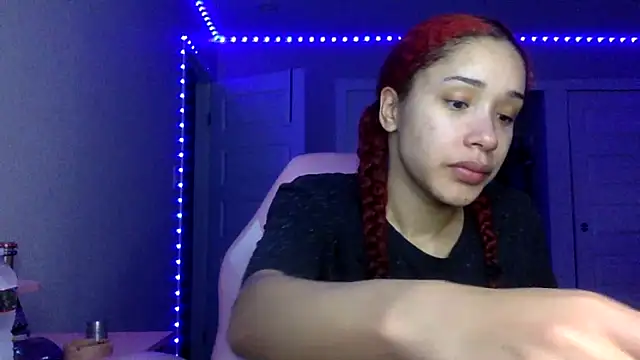 Snapshot of Jenna_Beck chatting on May 20, 2:29 am Jenna Beck online show from May 20, 2:29 am