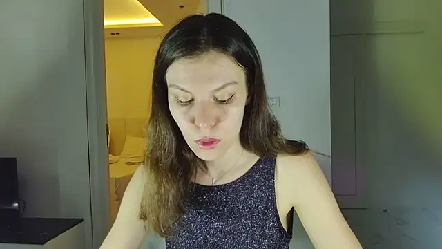 VelvetTheory online show from June 10, 6:34 am