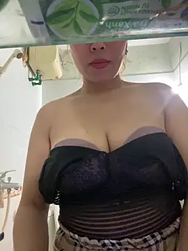 JucyLy online show from May 16, 3:55 pm