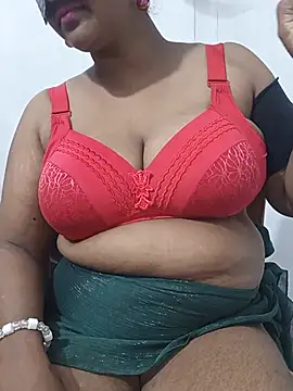 Snapshot of Ponaam-Babe chatting on July 31, 7:02 pm Ponaam-Babe online show from July 31, 7:02 pm