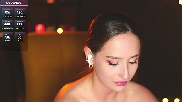 Snapshot of xxx_DownTown_xxx chatting on January 10, 8:26 pm xxx DownTown xxx online show from January 10, 8:26 pm