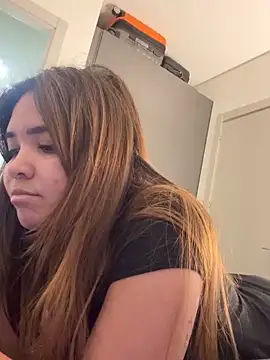 daniniescobar online show from May 11, 10:54 am
