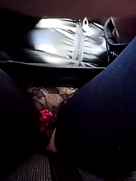 Snapshot of MILFBARBY chatting on January 2, 10:16 am MILFBARBY online show from January 2, 10:16 am