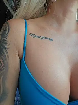 Snapshot of MILFBARBY chatting on September 16, 6:58 am MILFBARBY online show from September 16, 6:58 am