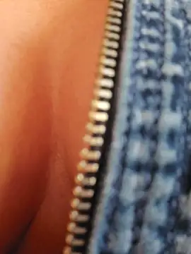 Snapshot of MILFBARBY chatting on October 8, 7:17 am MILFBARBY online show from October 8, 7:17 am