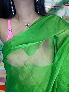 Snapshot of Cute-Ishita chatting on August 6, 4:03 am Cute-Ishita online show from August 6, 4:03 am