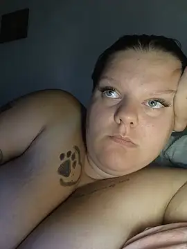 BadMommyyyyy online show from July 10, 7:01 am