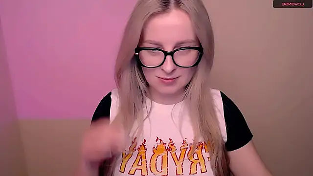 MariaTess  online show from May 20, 2:56 pm