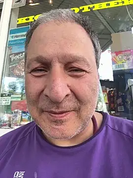 Snapshot of Eddypingpongmaster chatting on June 22, 11:18 am Eddypingpongmaster online show from June 22, 11:18 am