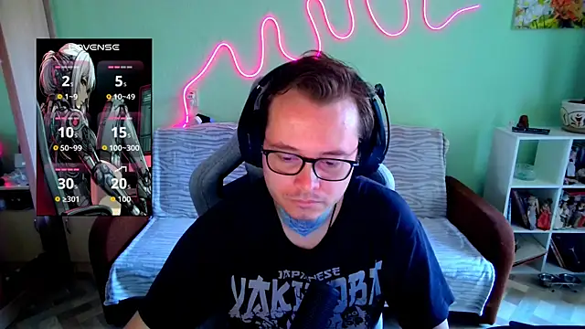MeLanXolik online show from June 7, 8:40 am