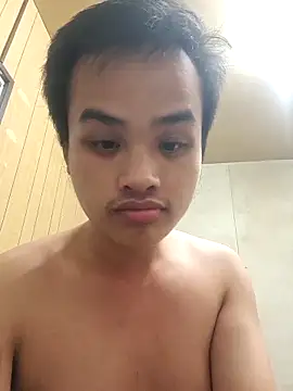 Vincentvnilove online show from May 17, 1:07 pm