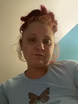 Snapshot of Wetwet6985 chatting on May 12, 5:48 am Wetwet6985 online show from May 12, 5:48 am