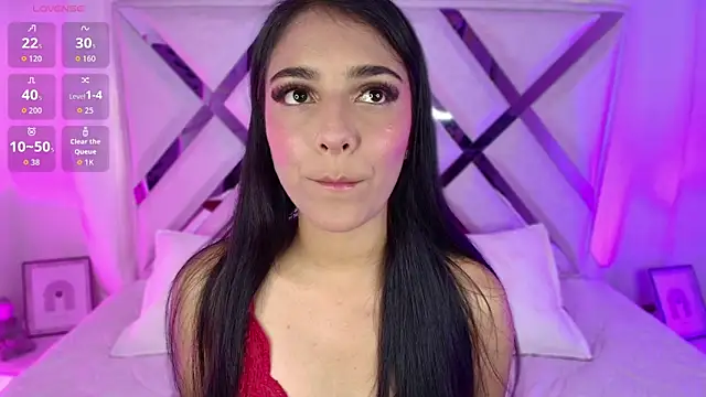 thalia gomez   online show from May 19, 8:04 pm
