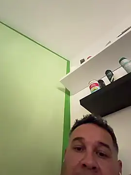 eduardba82 online show from May 24, 2:55 pm