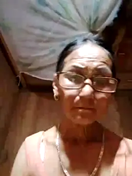 Snapshot of Magy-006 chatting on June 27, 5:56 am Magy-006 online show from June 27, 5:56 am