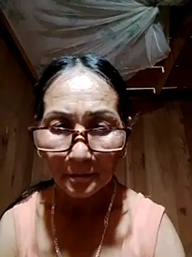 Snapshot of Magy-006 chatting on July 5, 4:52 am Magy-006 online show from July 5, 4:52 am