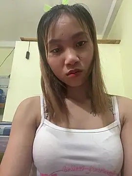 Snapshot of Vi_sexyy chatting on June 2, 7:21 am Vi sexyy online show from June 2, 7:21 am