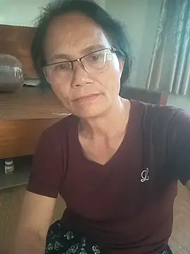 Vieekee online show from May 31, 10:22 am