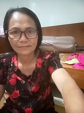 Vieekee online show from June 10, 9:46 pm