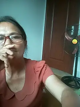 Vieekee online show from July 3, 3:57 am