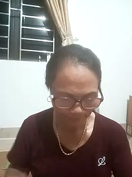 Vieekee online show from July 8, 1:04 pm