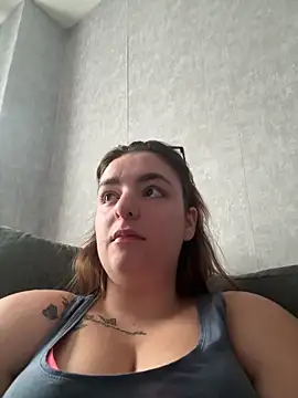 LexiXXoo online show from June 16, 7:55 am