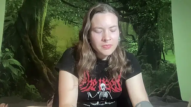 mo0ngoddess online show from April 18, 4:16 am