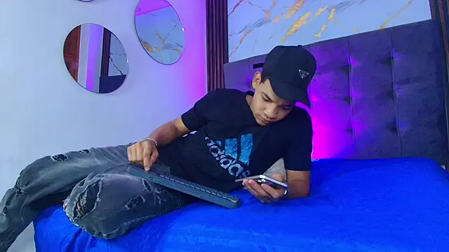 bick jhonn online show from May 30, 7:33 pm