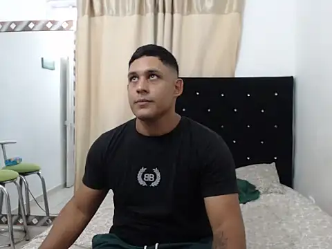 cachorrosex7 online show from May 19, 11:00 pm