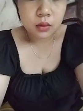 lybaby11 online show from July 5, 11:45 pm