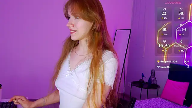 Snapshot of Angel_Fleur chatting on June 28, 1:33 am Angel Fleur online show from June 28, 1:33 am