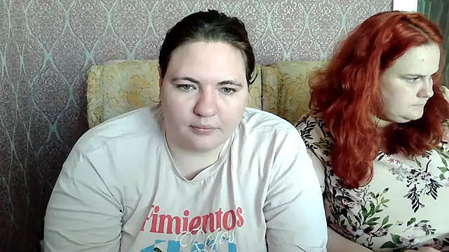 TiffanyLenee online show from May 16, 9:28 am