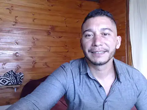 Snapshot of don_hello chatting on May 15, 12:01 pm don hello online show from May 15, 12:01 pm