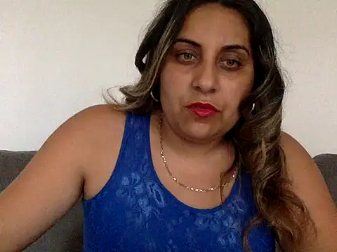 Snapshot of Antoniasweet chatting on June 21, 2:41 pm Antoniasweet online show from June 21, 2:41 pm