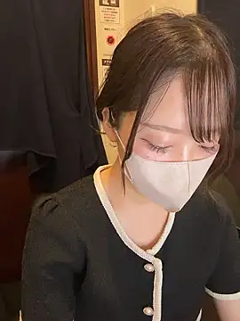 Snapshot of mirudayo4545 chatting on June 20, 9:23 am mirudayo4545 online show from June 20, 9:23 am
