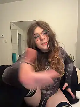 cutypiefull online show from May 26, 4:41 am