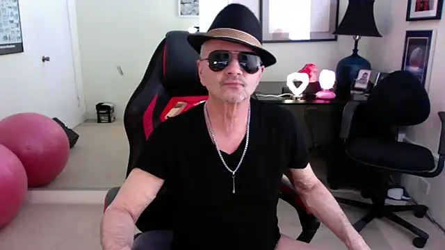 hotdadbod online show from February 23, 9:26 pm