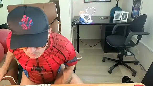 hotdadbod online show from February 5, 9:30 pm