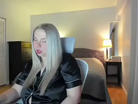 Laviora online show from June 18, 5:51 am