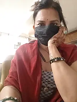 Snapshot of IndianFireQueen chatting on July 31, 7:08 am IndianFireQueen online show from July 31, 7:08 am