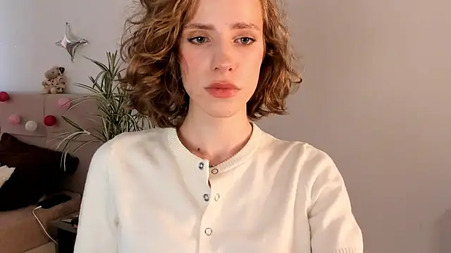imogensy online show from May 30, 2:14 pm