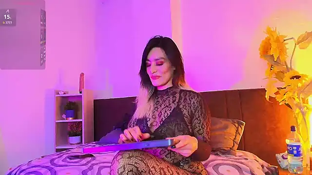 Snapshot of Lexie_blacke chatting on June 24, 8:30 pm Lexie blacke online show from June 24, 8:30 pm