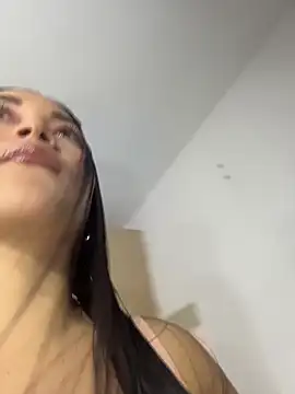 Tatiana123  online show from June 20, 8:44 pm