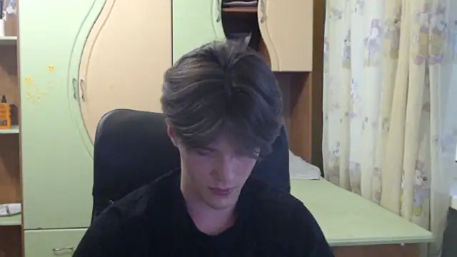 Snapshot of arthur___king chatting on June 18, 1:04 pm arthur king online show from June 18, 1:04 pm