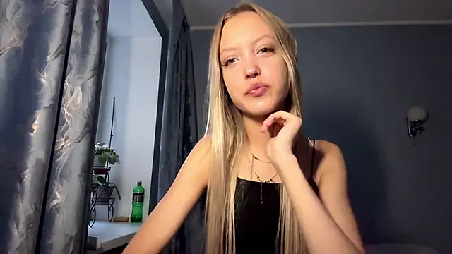 NievesHackey online show from June 19, 3:05 pm
