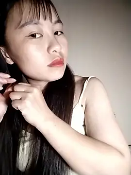 Cherry-squirtt online show from June 18, 3:27 pm