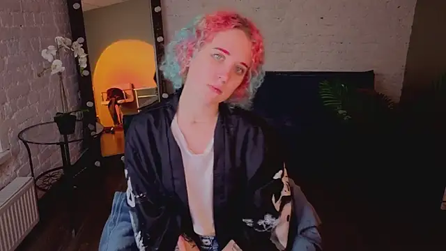 ScarlettSparkss online show from May 28, 5:49 am