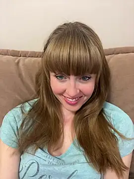 Kamilochka29511 online show from May 17, 9:49 am