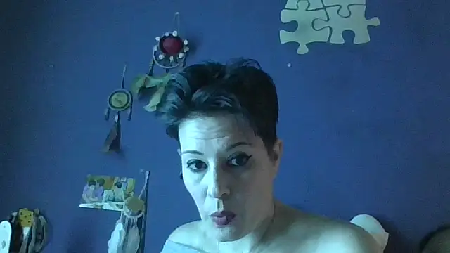 Estrella 40 online show from May 17, 5:09 pm