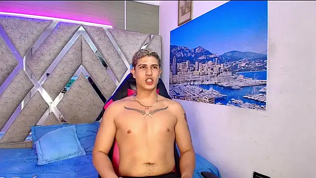 dominic connor online show from June 7, 3:32 am